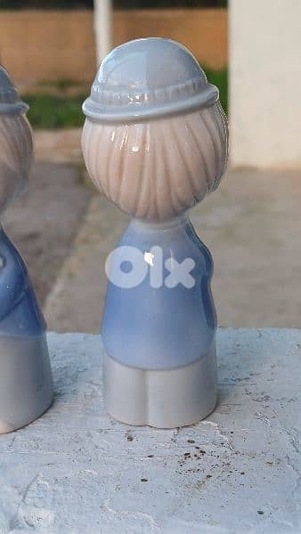 antique 9