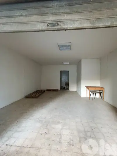 44 SQM Shop in Dekwaneh, Metn
