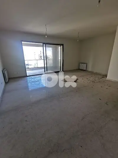 Jal el Dib 190 sqm Prime location