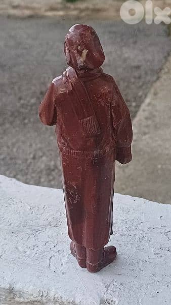 antique 6