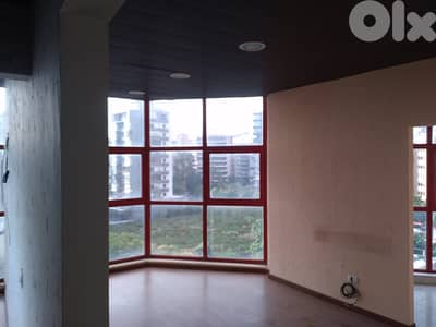 Office in commercial center in Zalka for saleمكتب في المركز التجاري