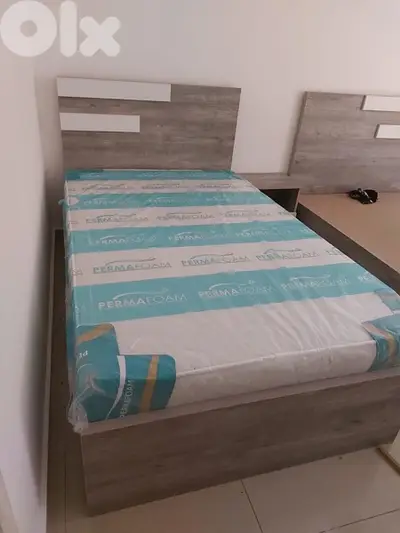 تخت مفرد ونص مع فرشة جديدة بافضل الاسعار من المعمل