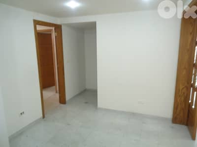Apartment for sale in Sil El Fil شقة للبيع في سن الفيل