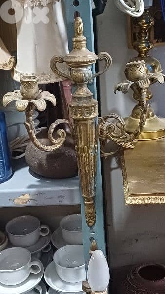 antique 8
