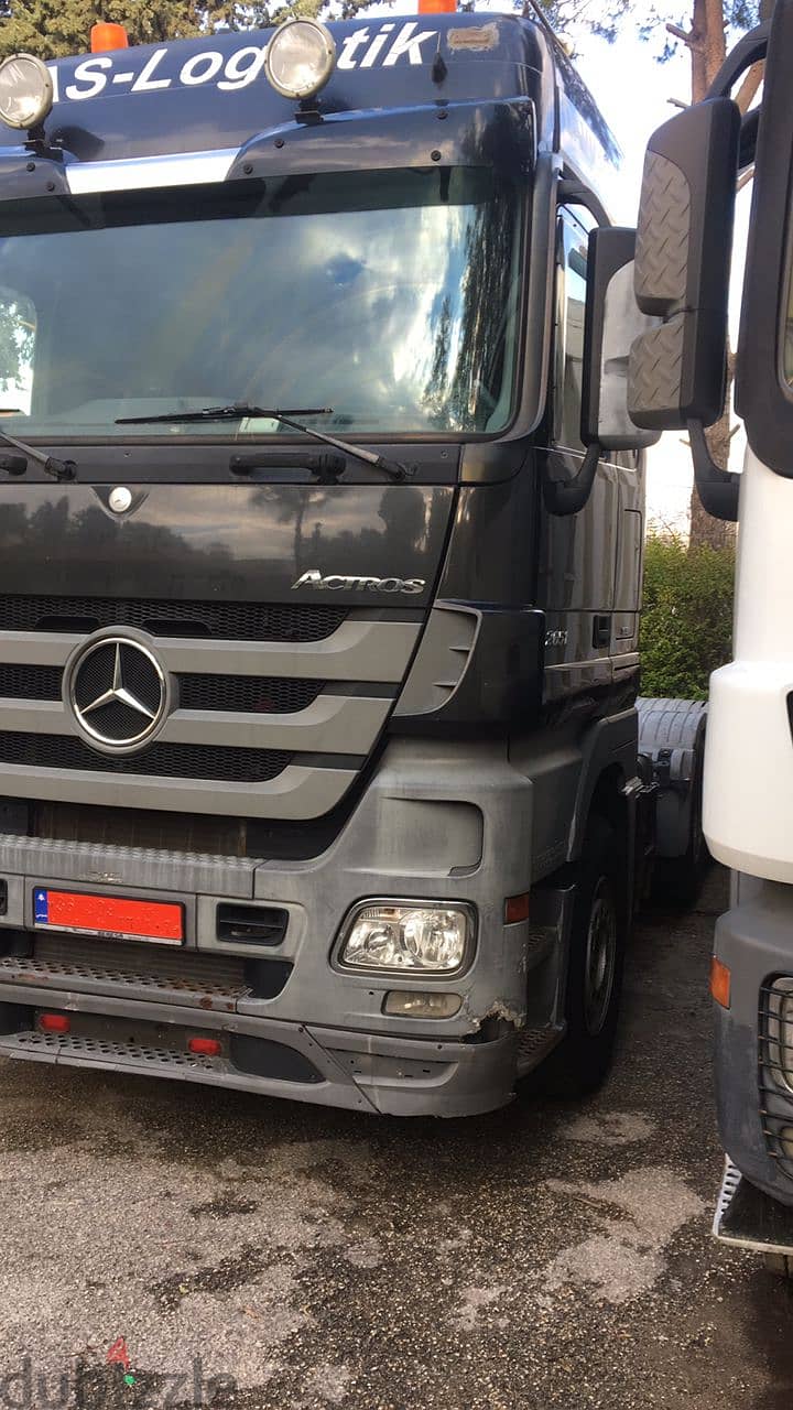 Actros 2651 model 2009 1
