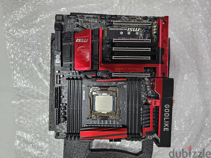 Cpu i7-5960X + MSI X99A GODLIKE Gaming, X99 LGA 2011 DDR4 EATX MOBO 3
