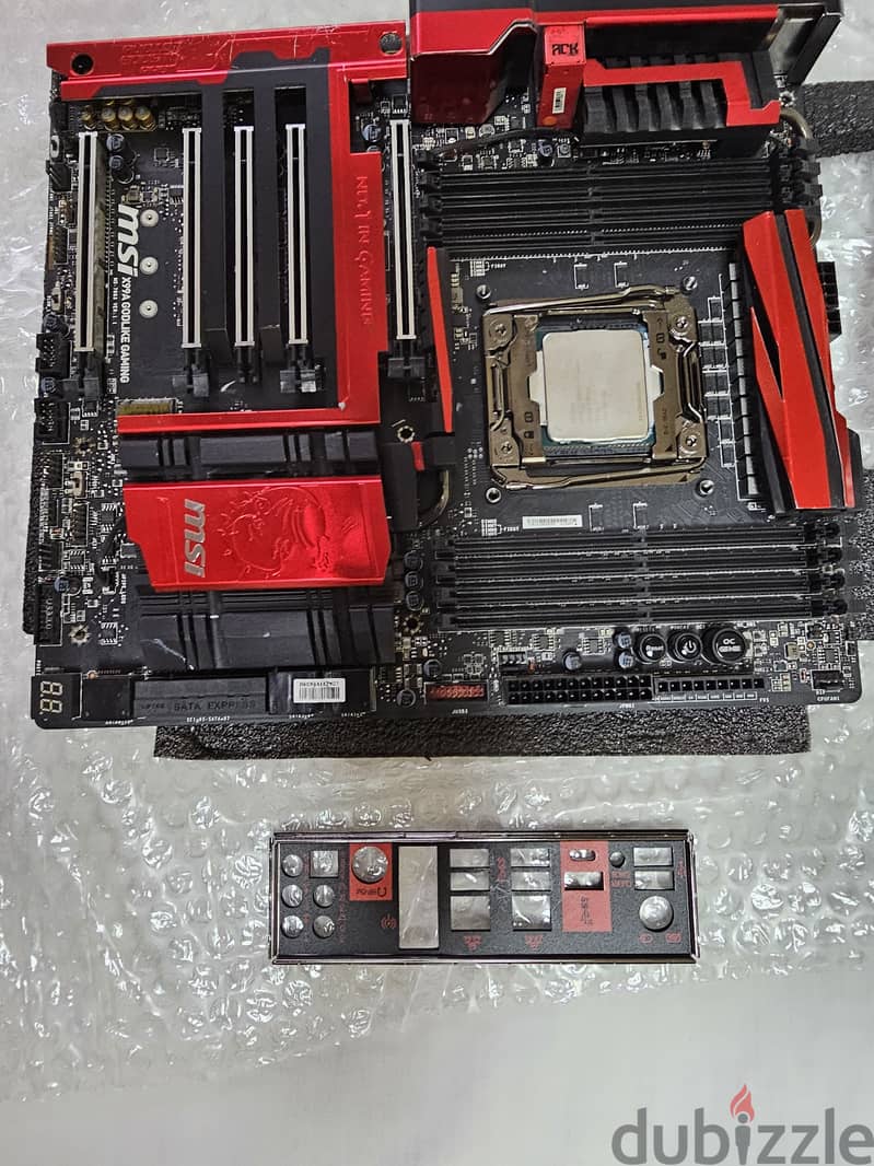 Cpu i7-5960X + MSI X99A GODLIKE Gaming, X99 LGA 2011 DDR4 EATX MOBO 5