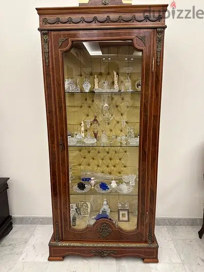 vitrine crystal
