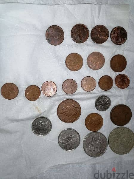 Various old and special anniversary bank notes Lebanese currency 3