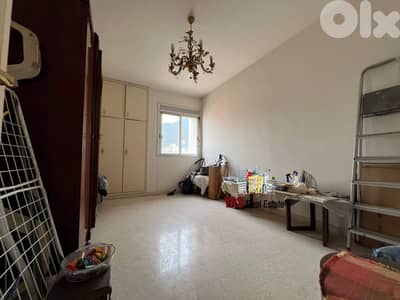 Jounieh 350m2 | Panoramic View | Well Maintained | Classic | EH |