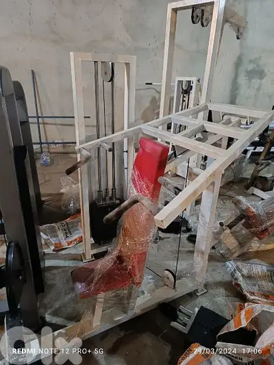 shoulder press machine GEO SPORT 03027072 لدينا جميع معدات نادي رياضي
