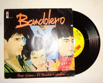 Bandolero "Paris latino"  45t 7"