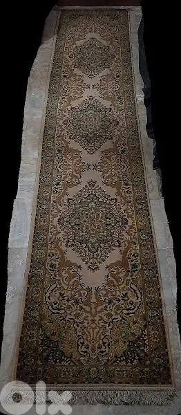 للبيع سجادة اوروبي للكوريدور 405x80cm مستعملة قليل جدأ