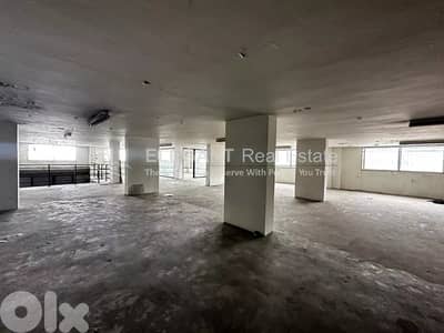Spacious Showroom | Prime Location