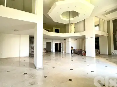 SHOWROOM OFFICES FOR RENT Sin ELFil-HORSH TABETمكاتب للإيجار