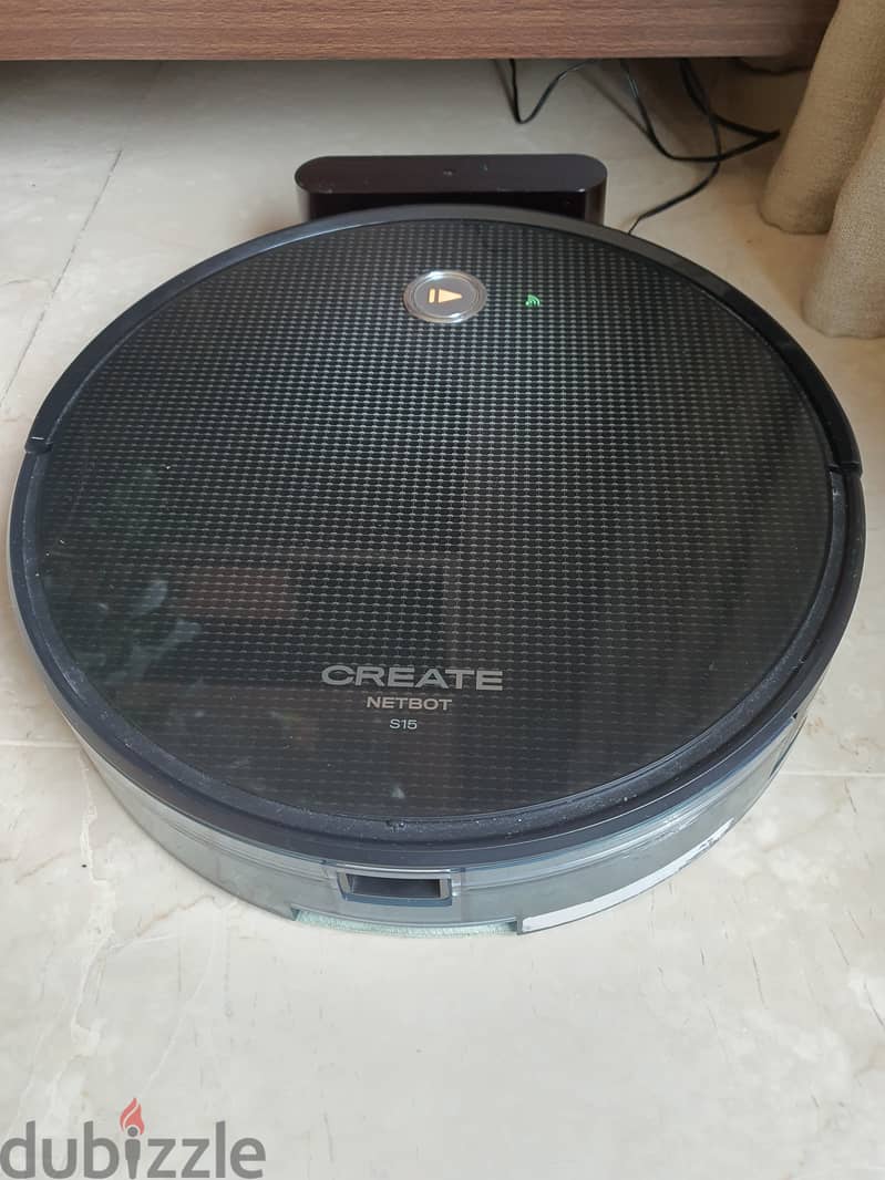 Robot vaccum cleaner wet & dry 1