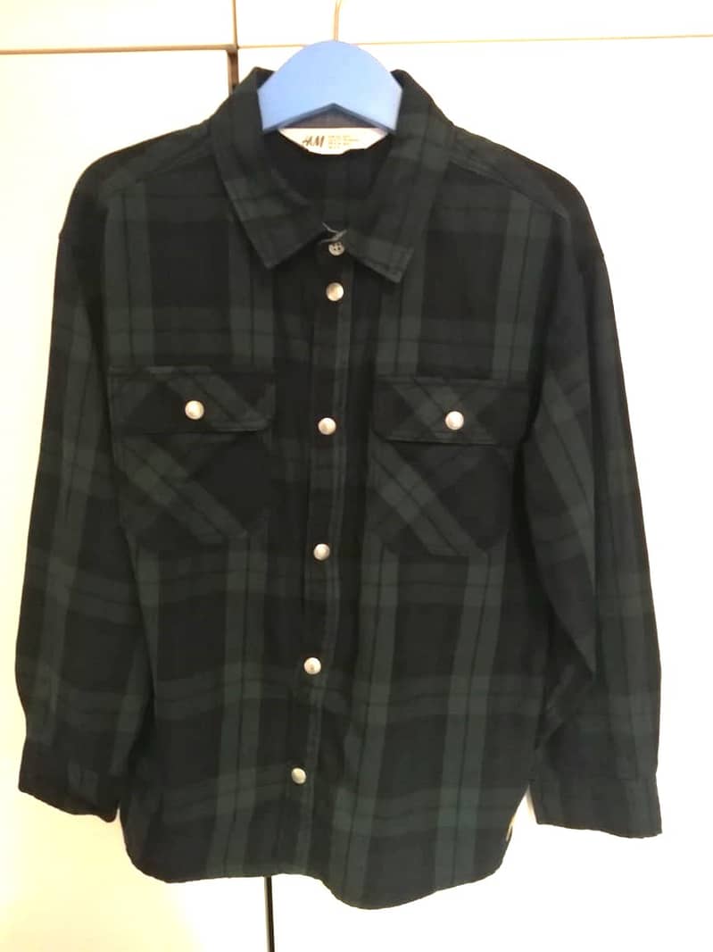 H & M Shirt 0