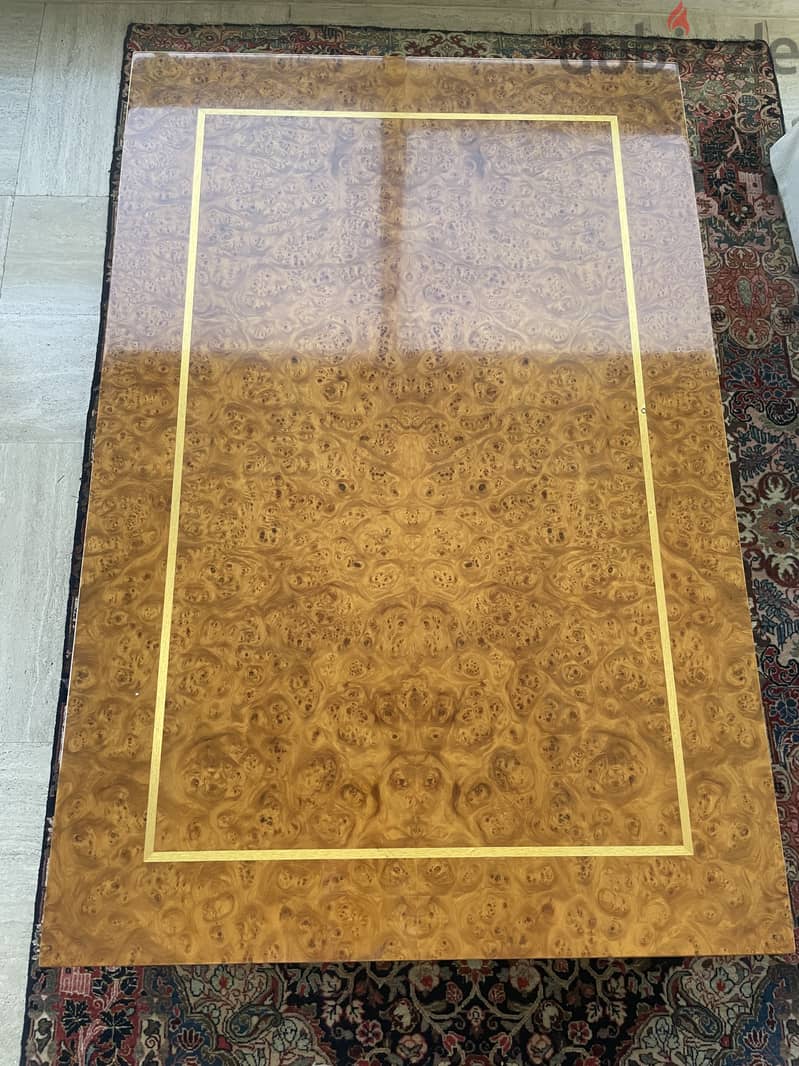 Wood table 0