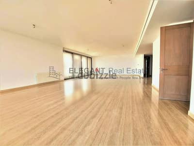 Spacious with Panoramic Sea View & 24/7 Electricity !