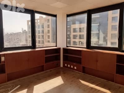 171 Sqm | Office For Rent In Sanayeh - Hamra