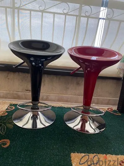 2 chairs