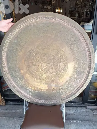 صدر نحاس حجم كبير قطر متر مميز جدا نحت يدوي انتيك