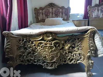 غرفة نوم حفر vintage antiques bedroom