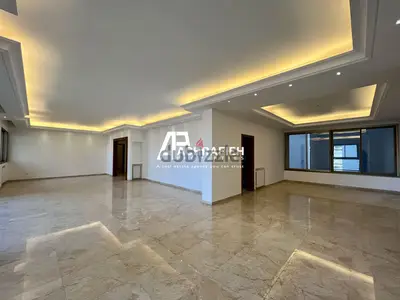 Golden Area - Apartment For Sale in Achrafieh - شقة للبيع في الأشرفية