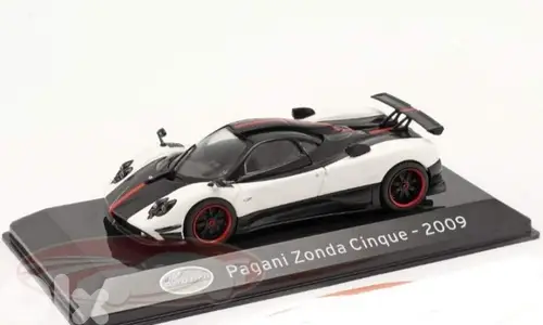 Pagani Zonda Cinque (2009) diecast car model 1;43.