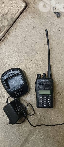 VHF PORTABLE 0