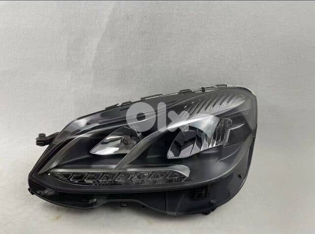 Headlight Mercedes Benz W212 0