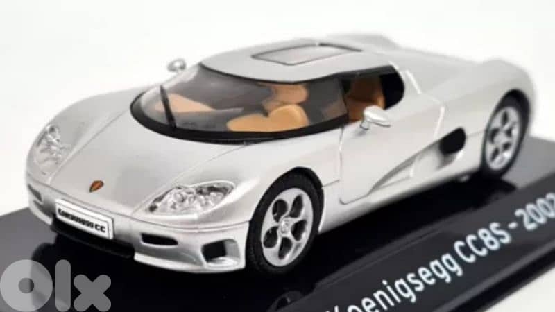 Koenigsegg CC8S (2002) diecast car model 1;43. 0
