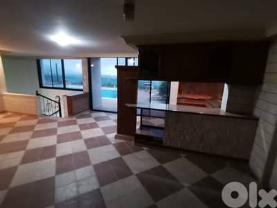 villa For sale in monteverde . فيلا للبيع في منتيفردي