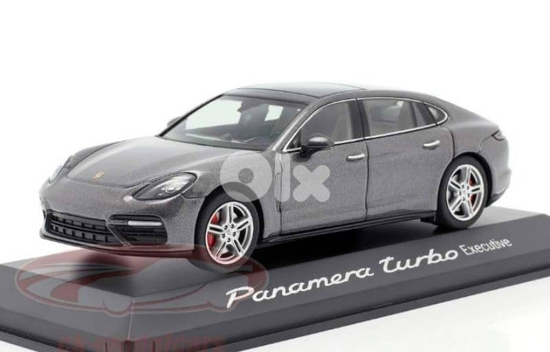 Porsche Panamera Turbo diecast car model 1;43. 1