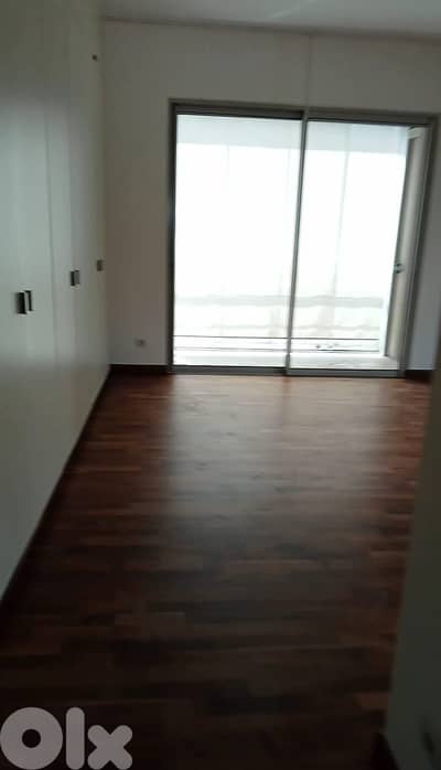 AIN EL MRAISSEH PRIME (450SQ) 4 BEDROOMS , (JNR-258)