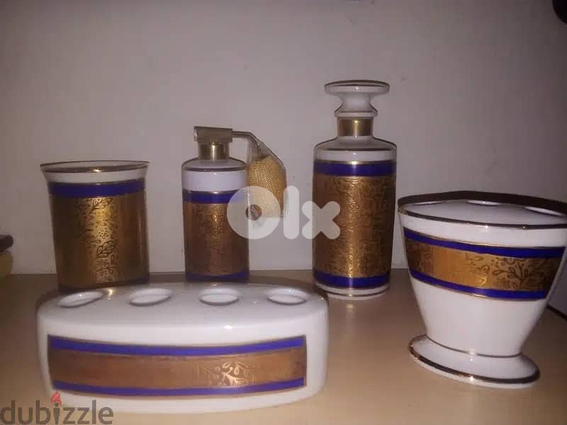set of  self care ceramic set still in box 0