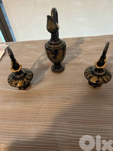 Vintage Porcelain Greek Urns 0