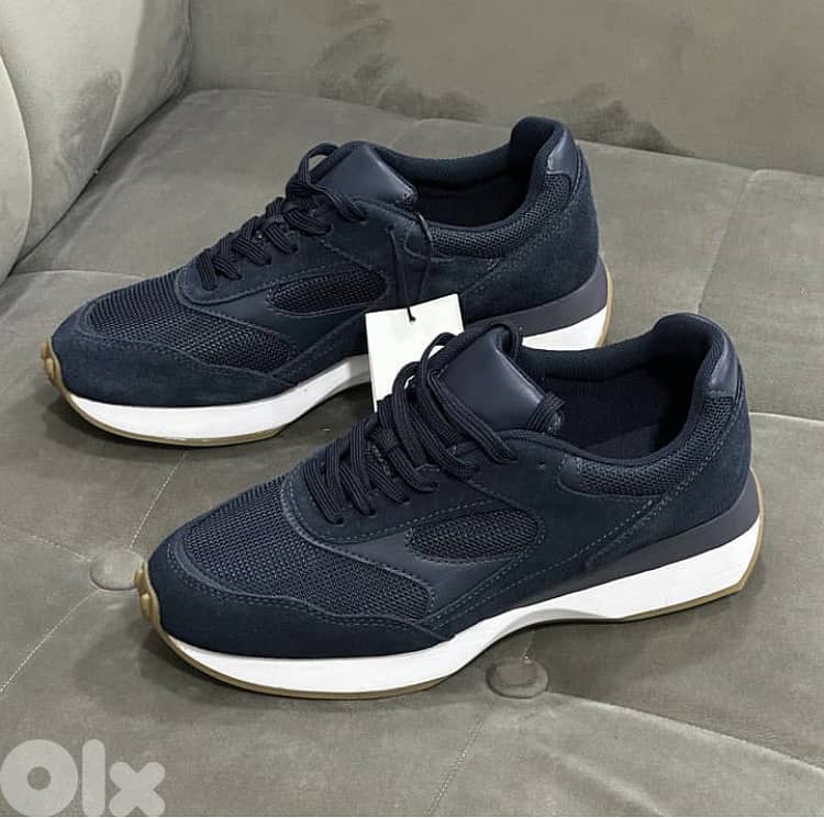 ZARA Original RETRO LEATHER size 41 3