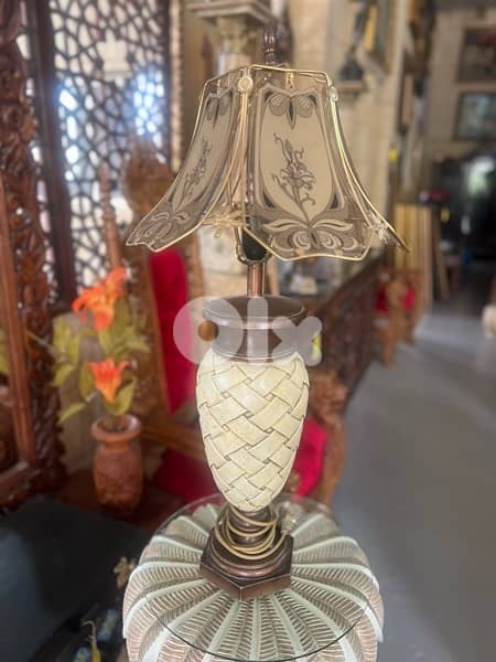 globe antiques 2
