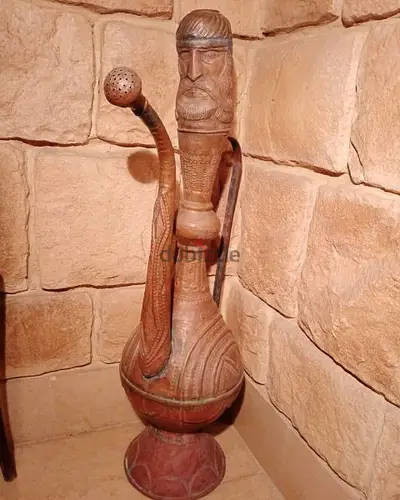 إبريق قديم من النوادر نحاس أحمر