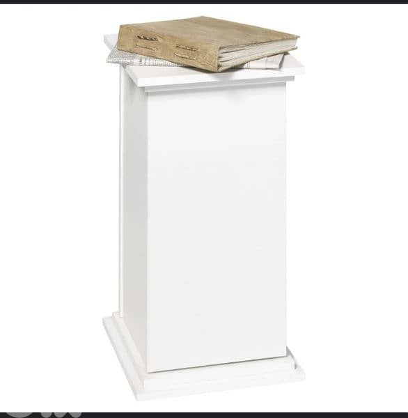 FMD table console with door 0