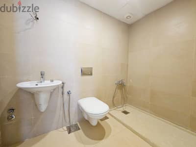 AH-HKL-209 Beautiful office, prime location & main road in Clemenceau