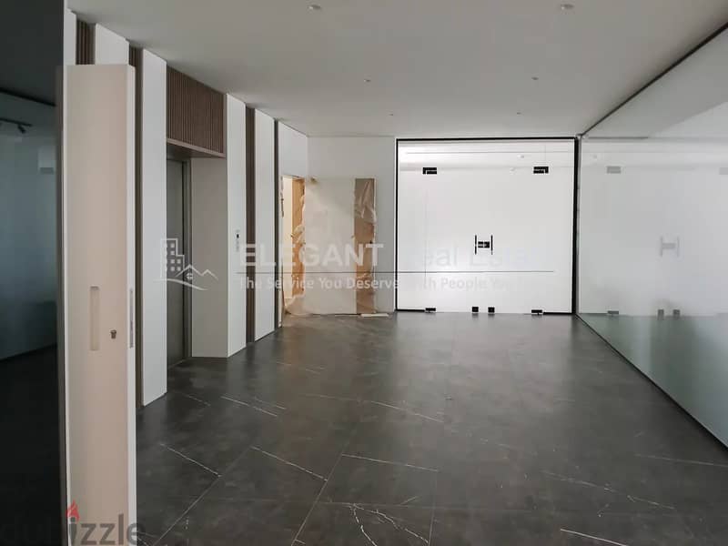 Retail Space | Prime Location | Easy Access 0