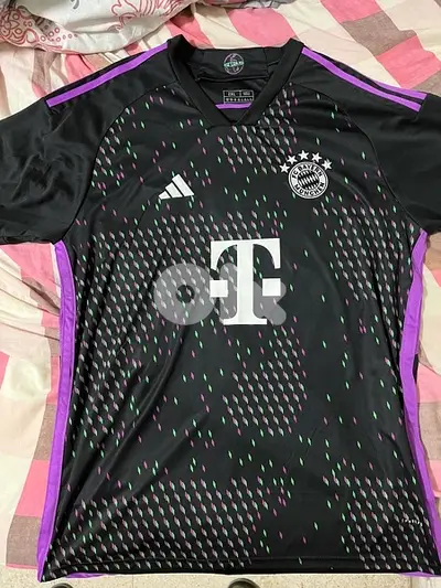 schweinsteiger  bayern Munichen limited edition adidas kits for 10 $
