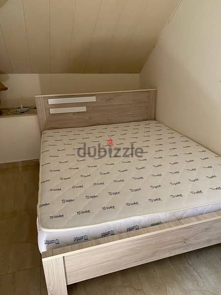 bed and mattress new 0