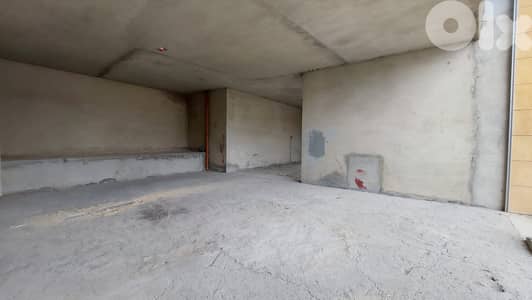 L15088-Core & Shell 400 SQM Shop for Rent in Down Town
