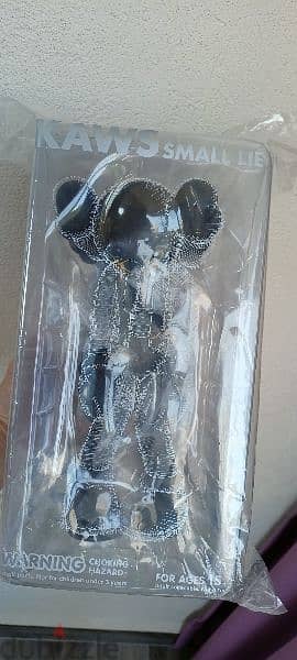 KAWS Small Lie Black 0