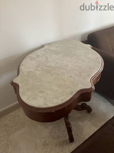 Middle table 3