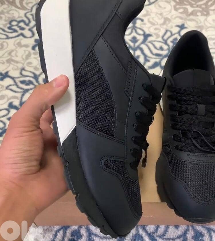ZARA Original Running Sneakers 41 2