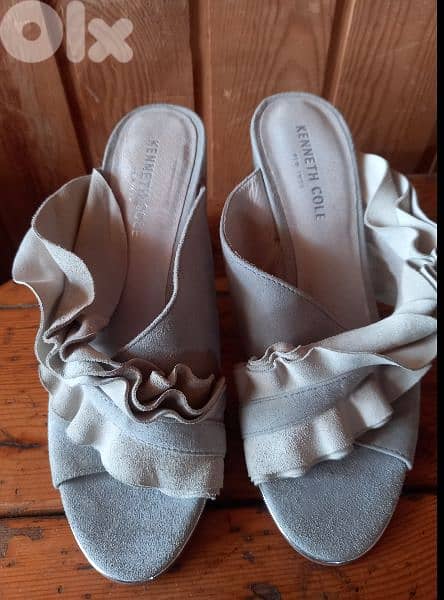 New Kenneth cole 37 0